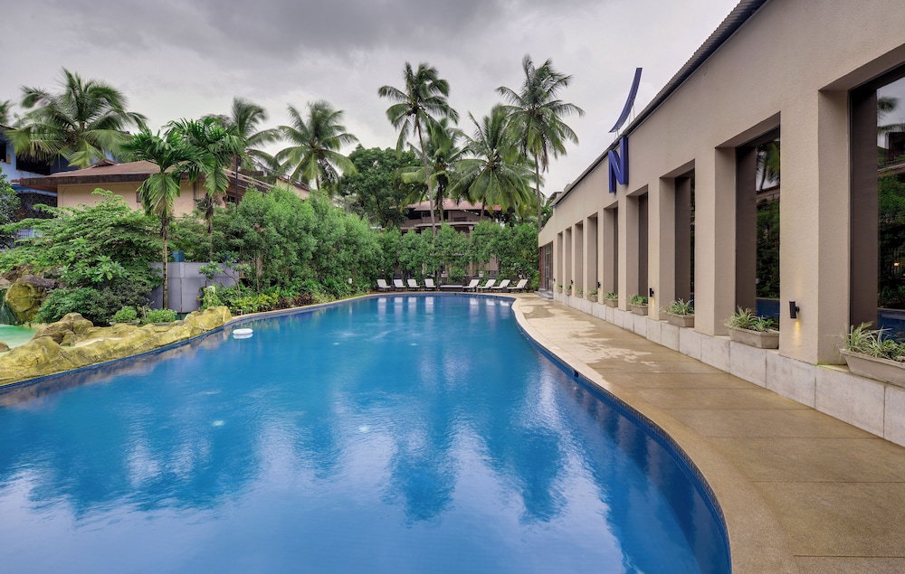Novotel Goa Candolim Hotel — Swimming pool in Candolim, Goa