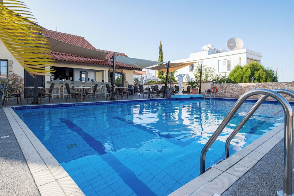 Anais Bay Hotel — Swimming pool in Protaras, Famagusta Region