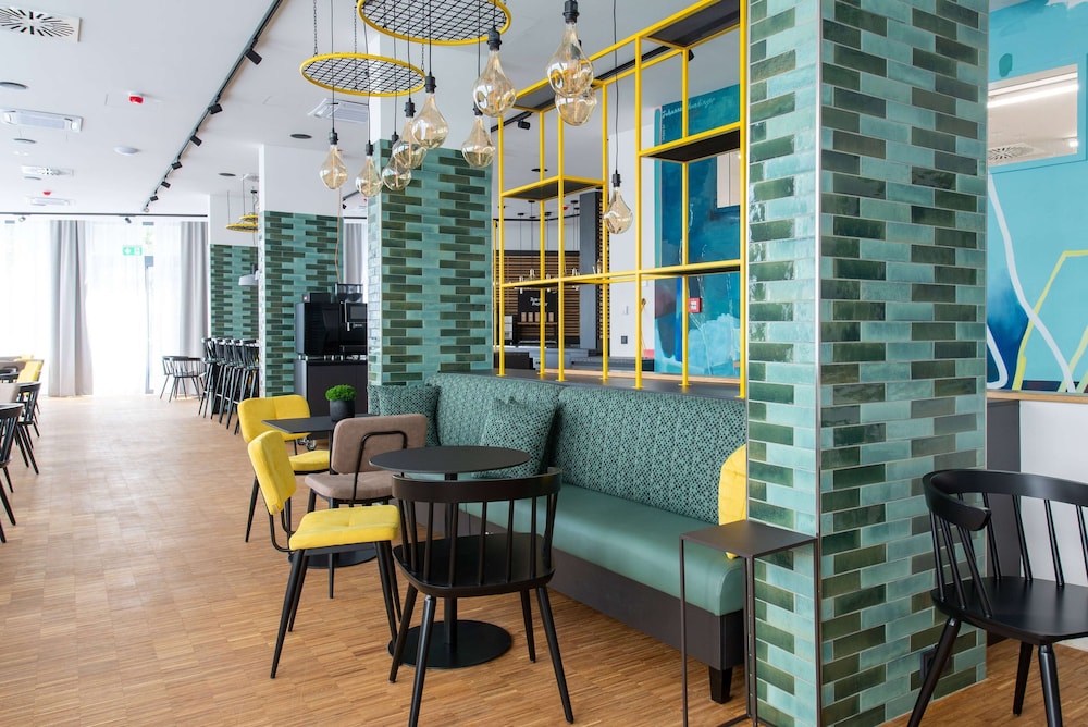 B&B HOTEL Berlin-Kreuzberg — Restaurant & bars in Berlin, Berlin