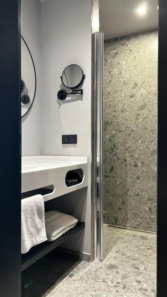 B&B HOTEL Berlin-Kreuzberg — Hotel rooms in Berlin, Berlin