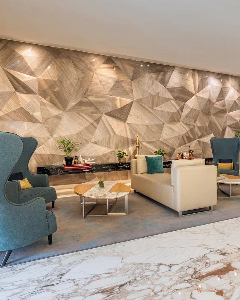 DoubleTree by Hilton Dubai - Jumeirah Beach — Hotel building in Dubai