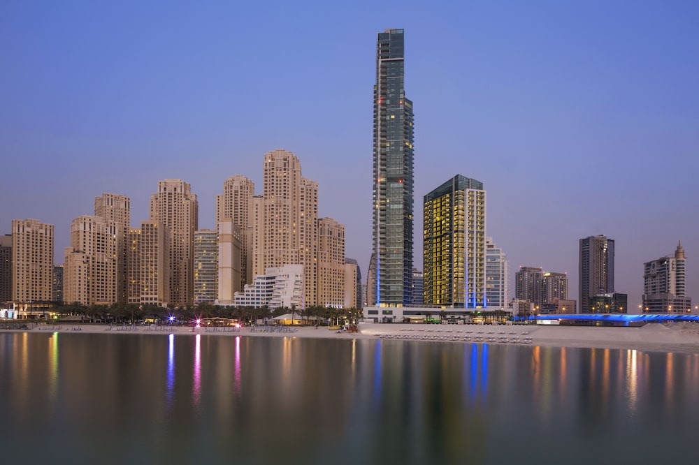 DoubleTree by Hilton Dubai - Jumeirah Beach — Hotel building in Dubai
