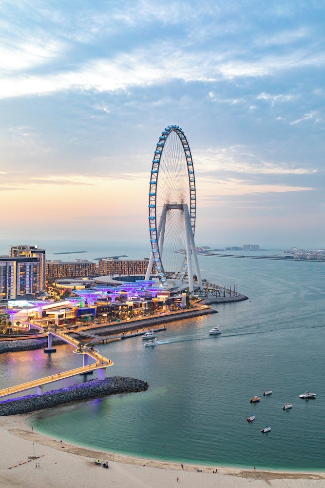 DoubleTree by Hilton Dubai - Jumeirah Beach — Attractions in the area in Dubai