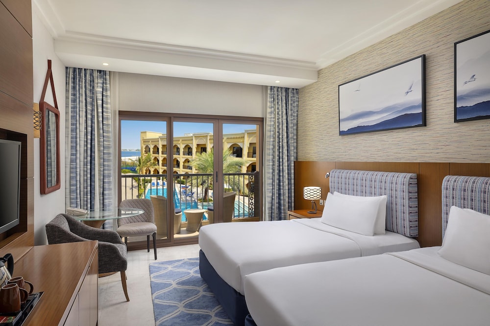 DoubleTree by Hilton Resort & Spa Marjan Island — Hotel rooms in Ras al Khaimah