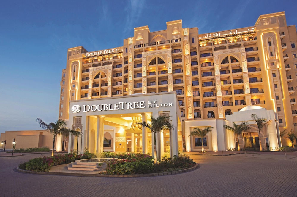 DoubleTree by Hilton Resort & Spa Marjan Island — Hotel building in Ras al Khaimah