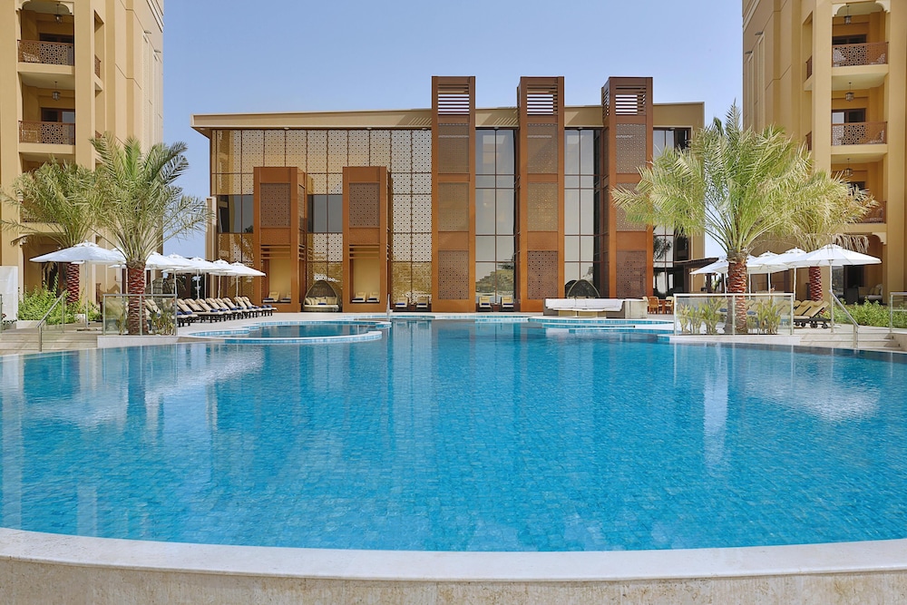 DoubleTree by Hilton Resort & Spa Marjan Island — Swimming pool in Ras al Khaimah