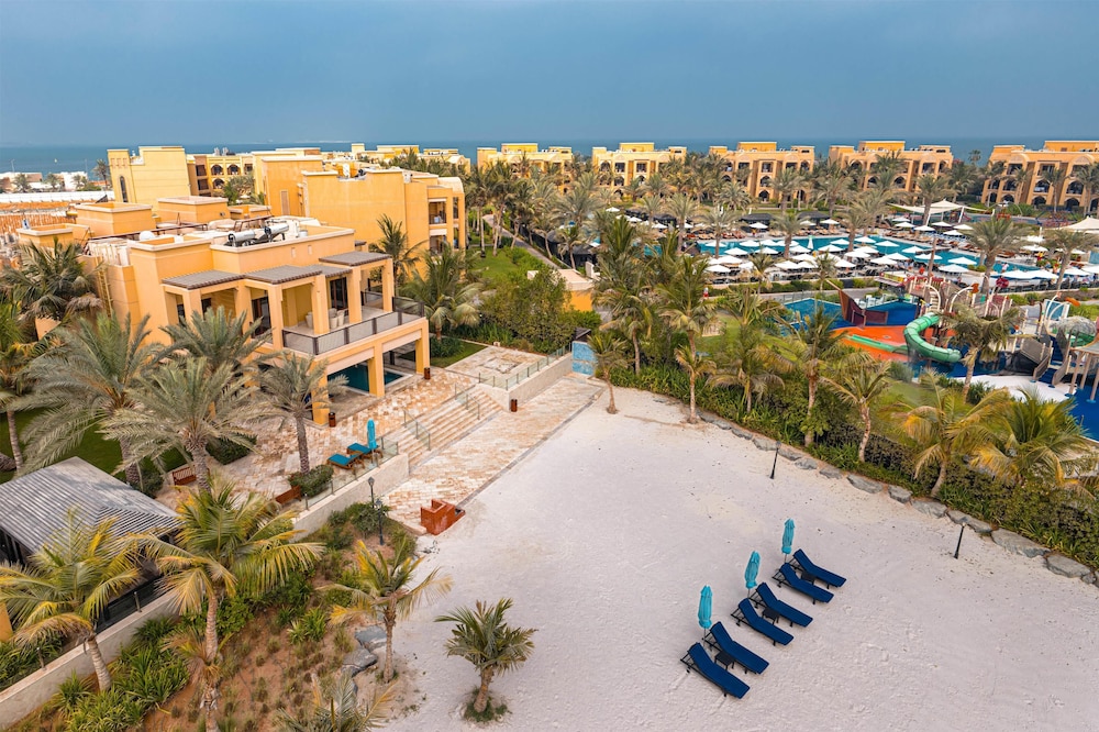 DoubleTree by Hilton Resort & Spa Marjan Island — Beach in Ras al Khaimah