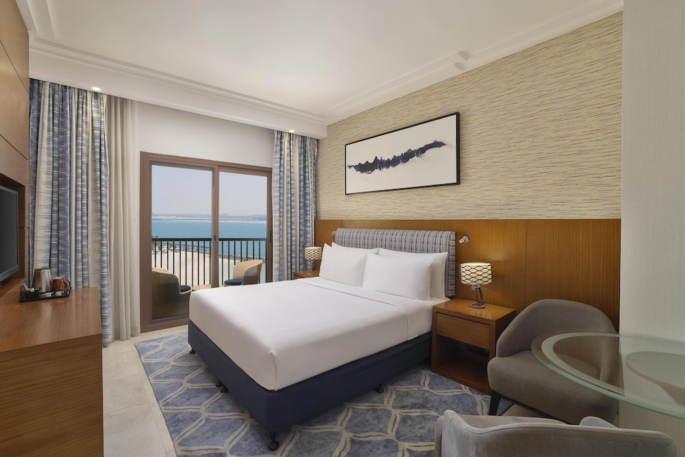 DoubleTree by Hilton Resort & Spa Marjan Island — Hotel rooms in Ras al Khaimah