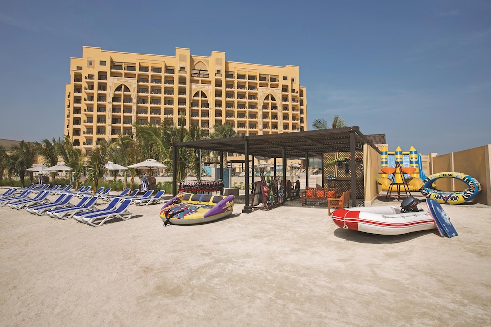 DoubleTree by Hilton Resort & Spa Marjan Island — Beach in Ras al Khaimah