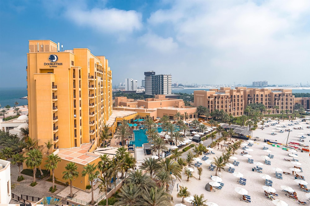 DoubleTree by Hilton Resort & Spa Marjan Island — Hotel building in Ras al Khaimah