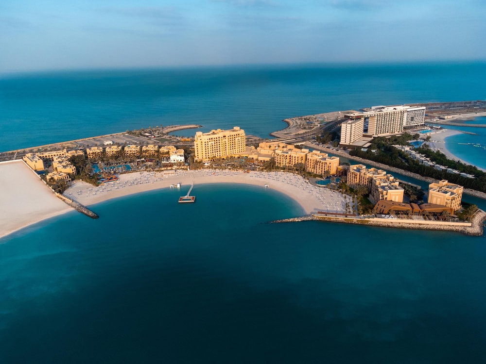 DoubleTree by Hilton Resort & Spa Marjan Island — Beach in Ras al Khaimah