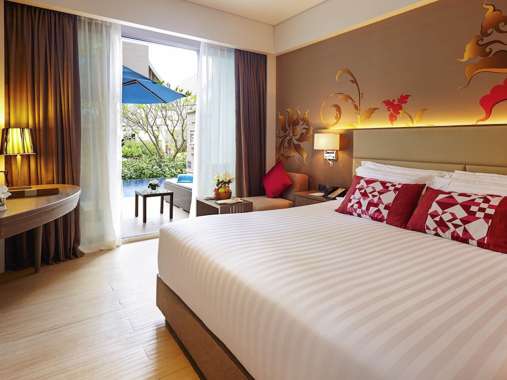 Grand Mercure Phuket Patong — Hotel rooms in Patong Beach, Phuket Province