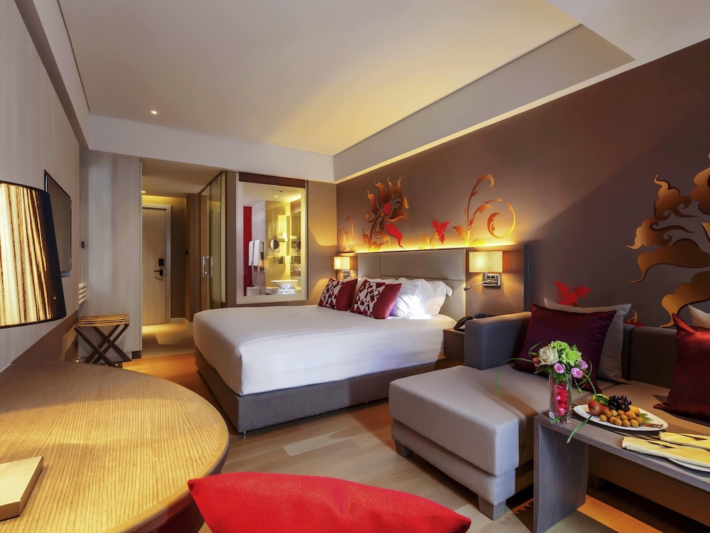 Grand Mercure Phuket Patong — Hotel rooms in Patong Beach, Phuket Province