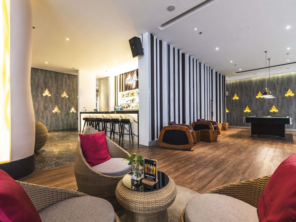 Grand Mercure Phuket Patong — Restaurant & bars in Patong Beach, Phuket Province