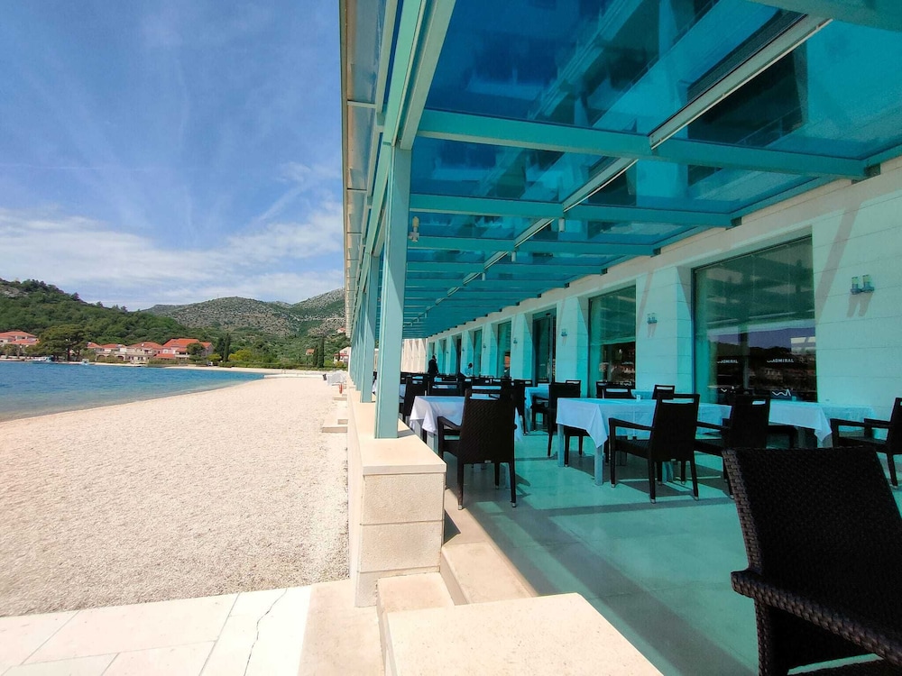Admiral Grand Hotel — Restaurant & bars in Slano, Dubrovnik-Neretva