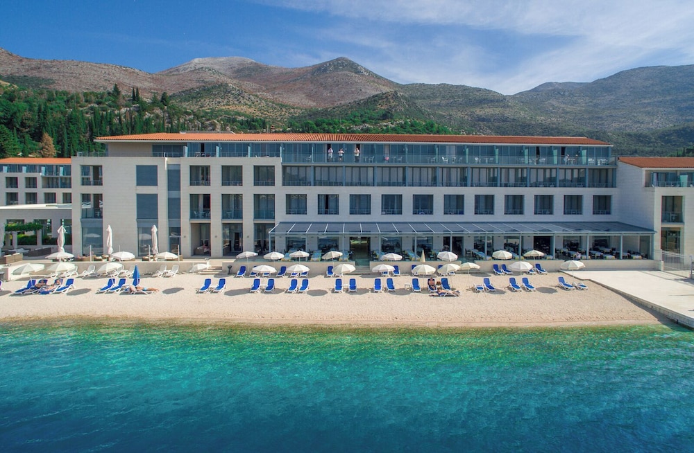 Admiral Grand Hotel — Beach in Slano, Dubrovnik-Neretva