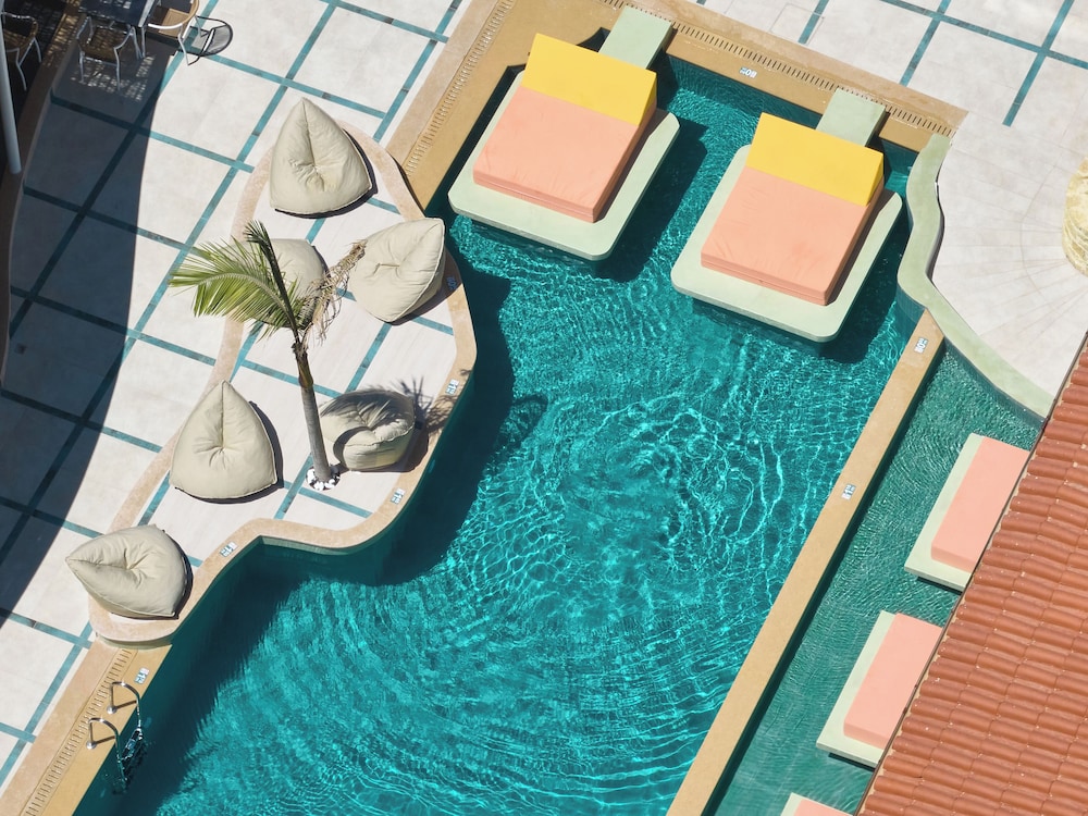 Asana Hotel — Swimming pool in Hersonissos