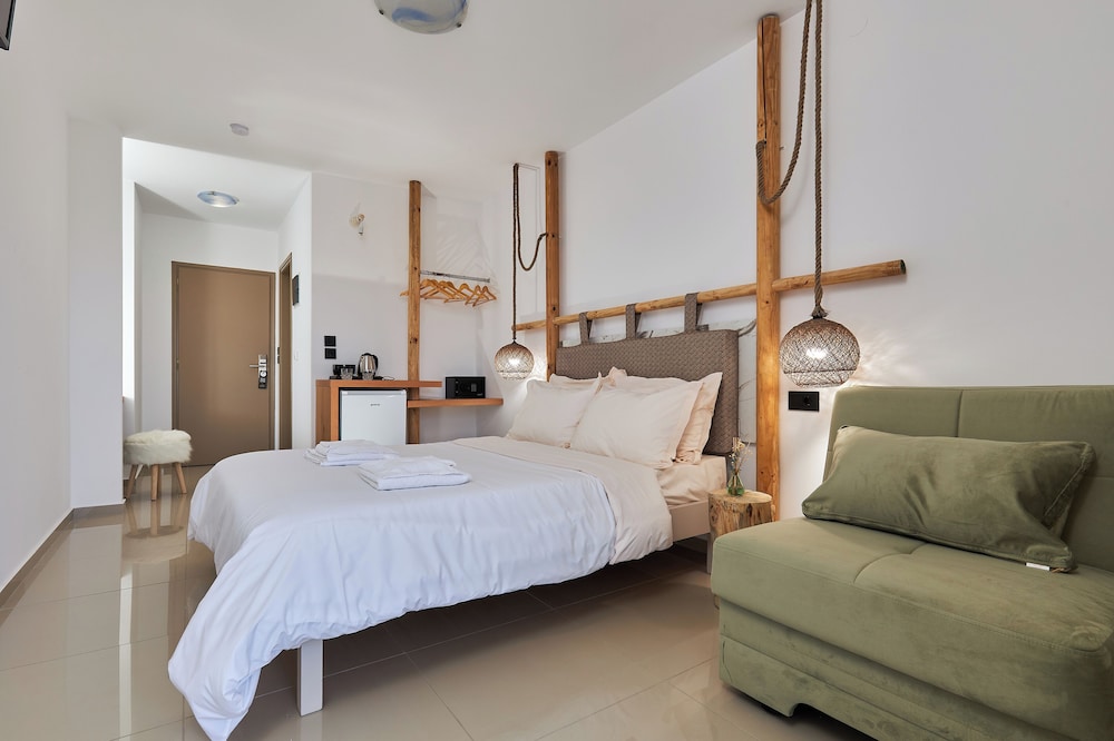 Asana Hotel — Hotel rooms in Hersonissos