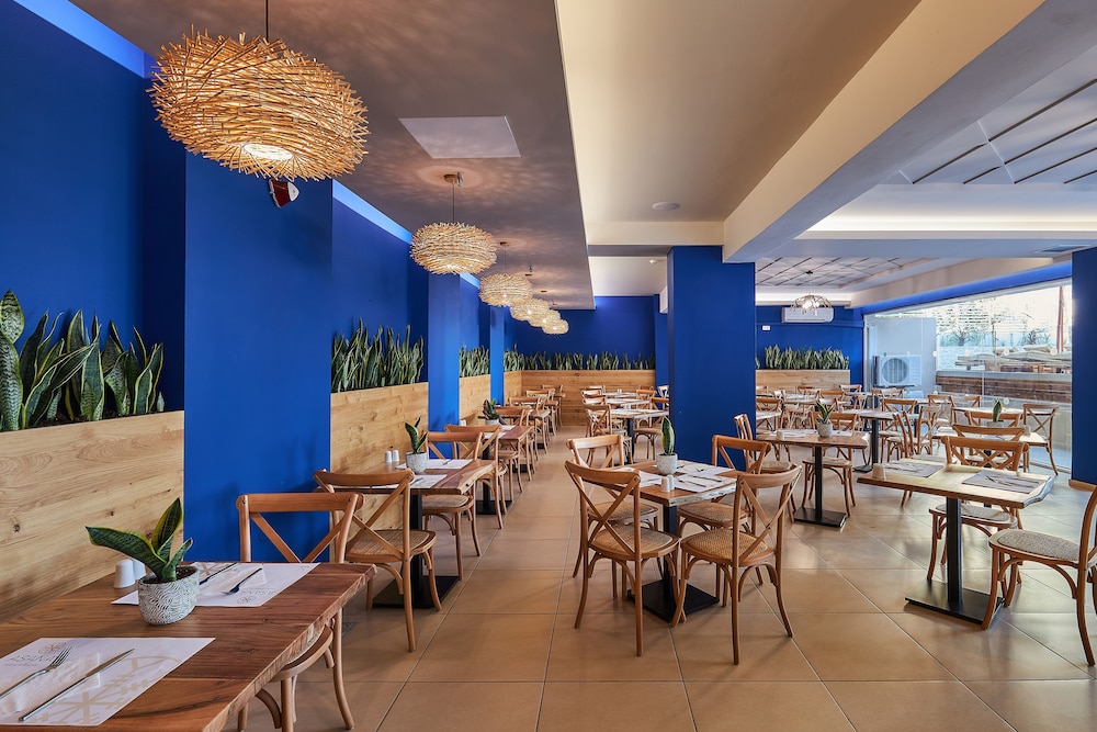 Asana Hotel — Restaurant & bars in Hersonissos