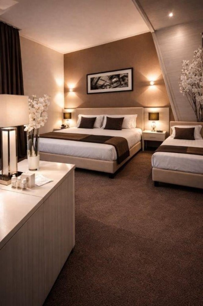 Stelle Hotel The Businest - zdjęcie 4