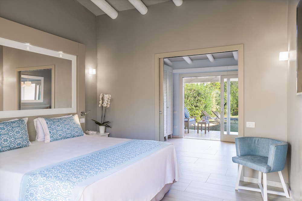 Forte Village Resort – Le Palme — Hotel rooms in Santa Margherita di Pula, Sardinia