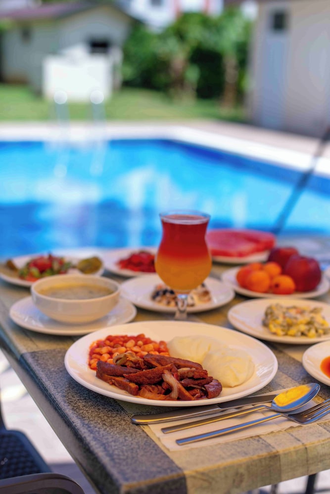 BEST ALANYA OTEL — Restaurant & bars in Alanya