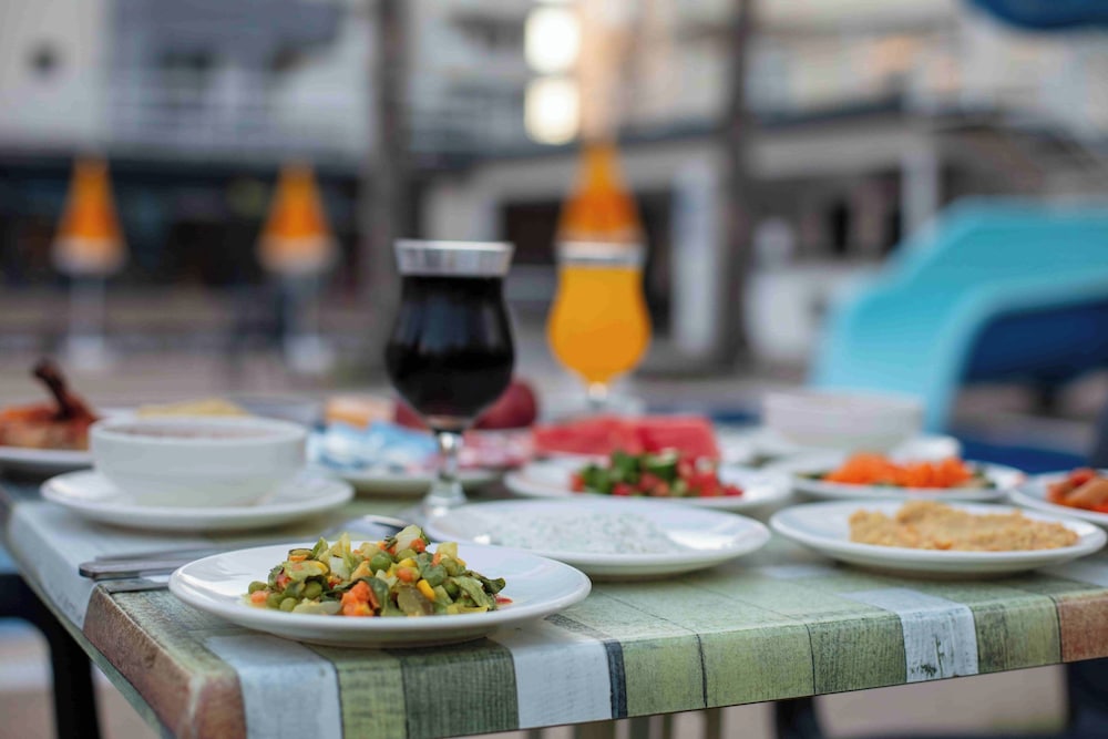 BEST ALANYA OTEL — Restaurant & bars in Alanya