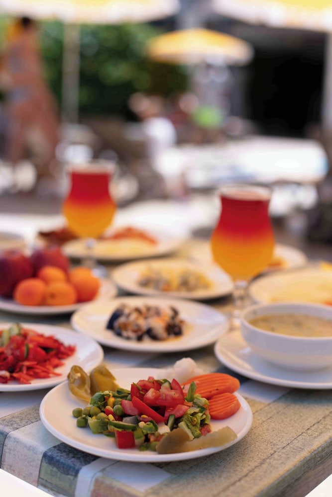 BEST ALANYA OTEL — Restaurant & bars in Alanya
