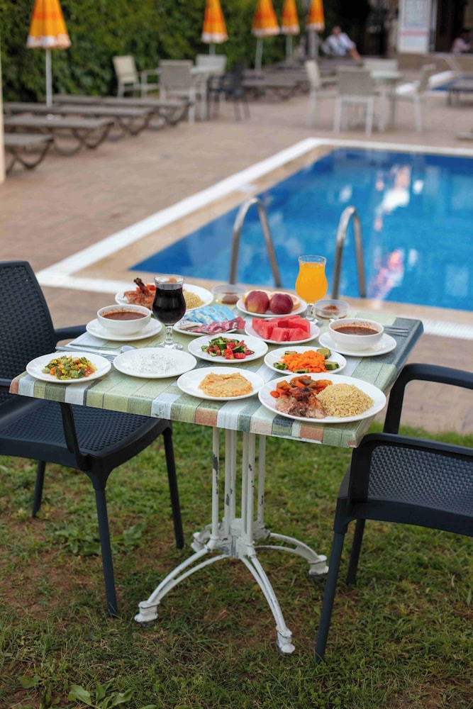 BEST ALANYA OTEL — Restaurant & bars in Alanya