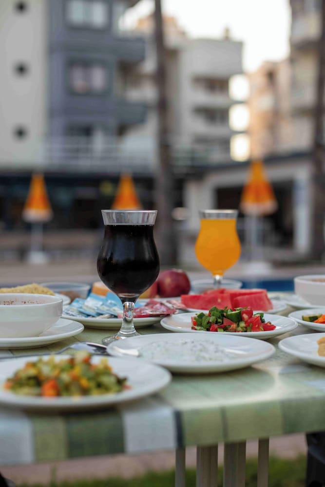 BEST ALANYA OTEL — Restaurant & bars in Alanya
