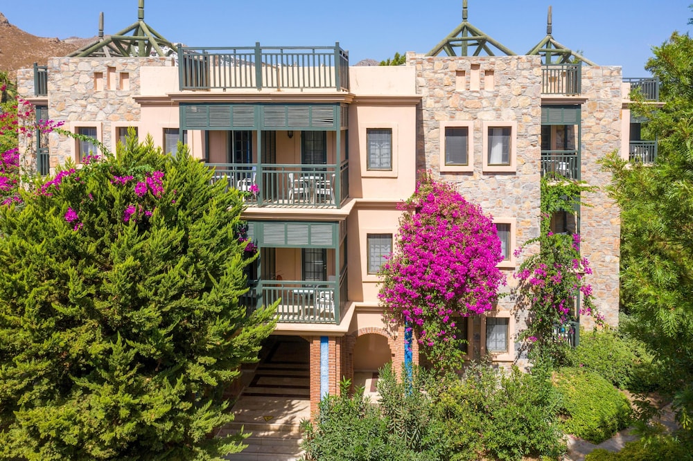 Selectum Collection Bodrum (Ex. Kairaba Bodrum Imperial) - All inclusive — Hotel building in Bodrum, Mugla