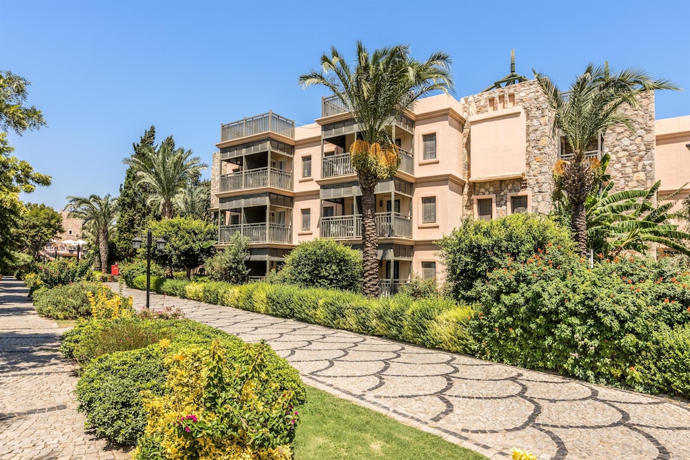 Selectum Collection Bodrum (Ex. Kairaba Bodrum Imperial) - All inclusive — Hotel building in Bodrum, Mugla