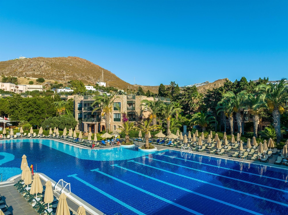 Selectum Collection Bodrum (Ex. Kairaba Bodrum Imperial) - All inclusive — Swimming pool in Bodrum, Mugla