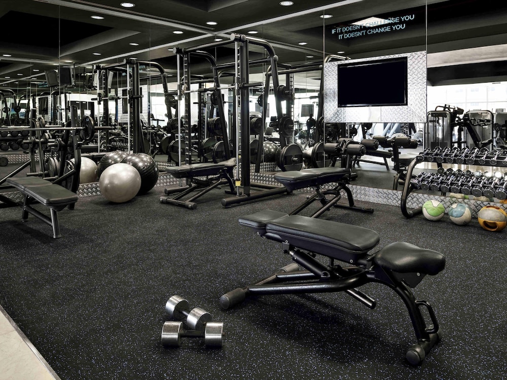 Mövenpick Hotel Jumeirah Lakes Towers — Sports & recreation in Dubai