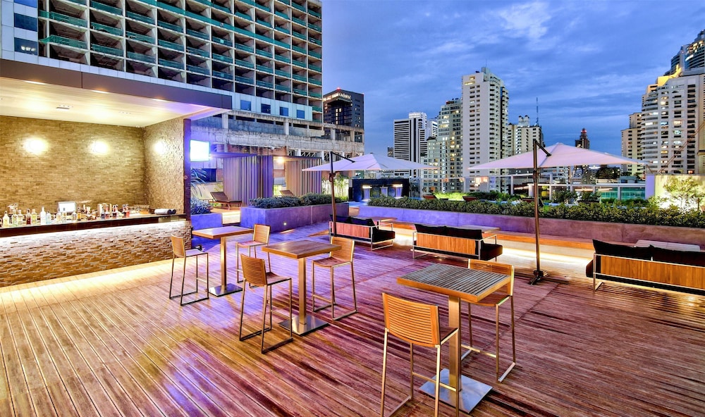 Radisson Blu Plaza Bangkok — Restaurant & bars in Bangkok, Bangkok