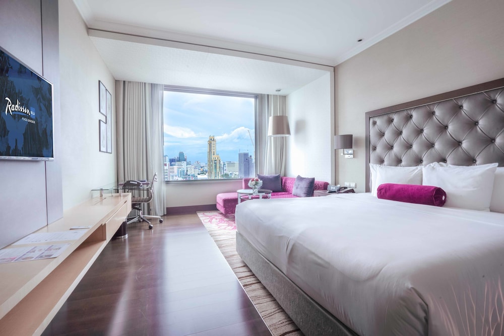 Radisson Blu Plaza Bangkok — Hotel rooms in Bangkok, Bangkok