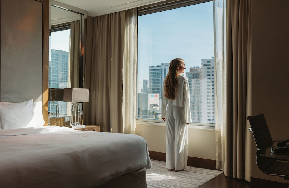 Radisson Blu Plaza Bangkok — Hotel rooms in Bangkok, Bangkok
