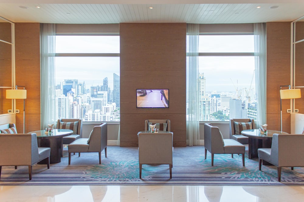 Radisson Blu Plaza Bangkok — Restaurant & bars in Bangkok, Bangkok
