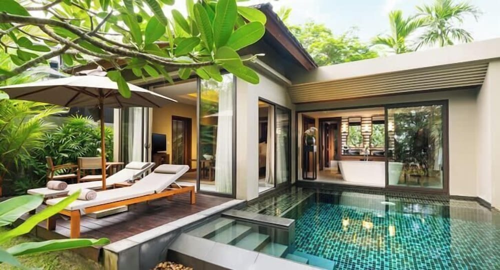 Anantara Layan Phuket Resort — Swimming pool in Bang Tao Beach, Phuket Province