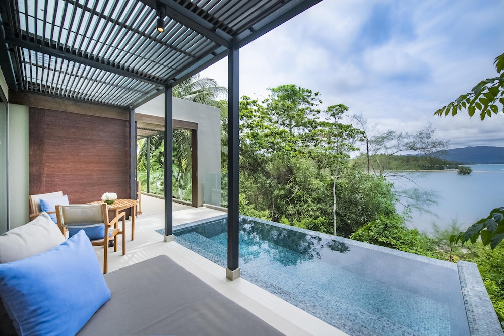 Anantara Layan Phuket Resort — Swimming pool in Bang Tao Beach, Phuket Province