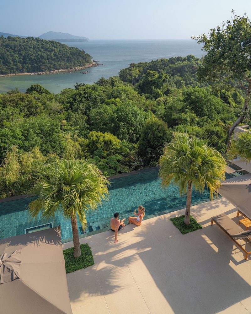 Anantara Layan Phuket Resort — Swimming pool in Bang Tao Beach, Phuket Province