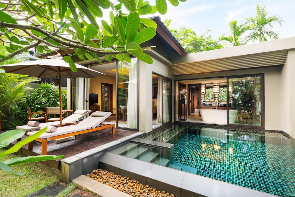 Anantara Layan Phuket Resort — Swimming pool in Bang Tao Beach, Phuket Province