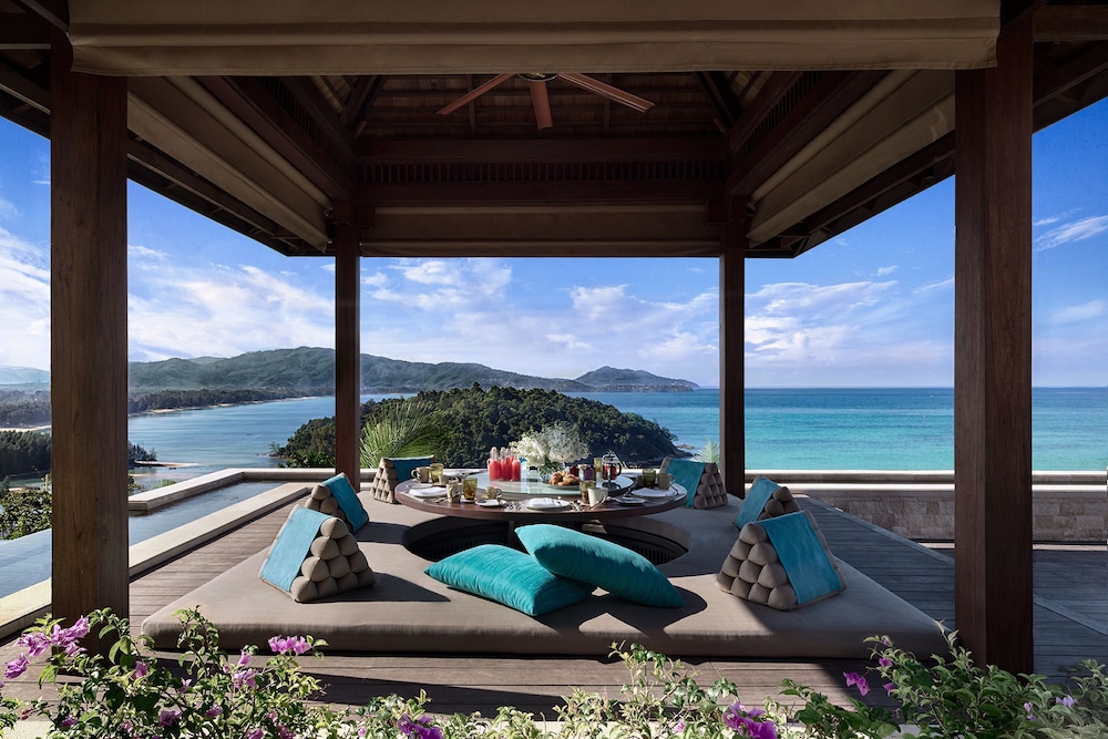 Anantara Layan Phuket Resort — Restaurant & bars in Bang Tao Beach, Phuket Province