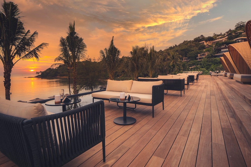 Anantara Layan Phuket Resort — Restaurant & bars in Bang Tao Beach, Phuket Province
