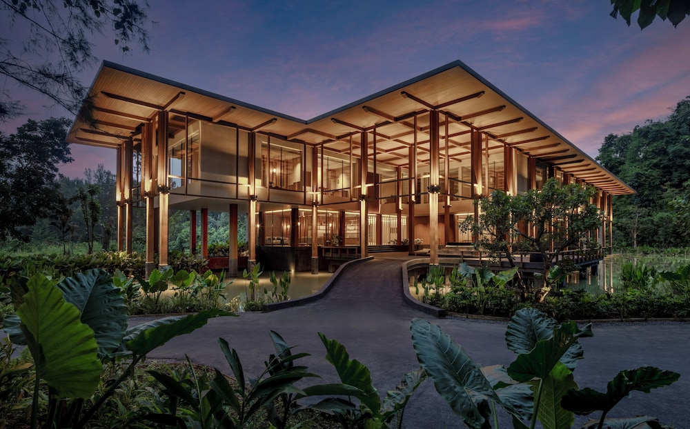 Anantara Layan Phuket Resort — Hotel building in Bang Tao Beach, Phuket Province