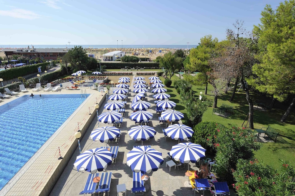 Hotel Palace