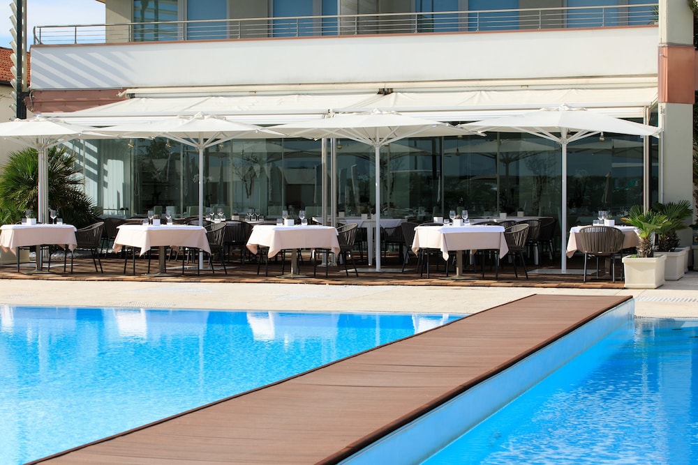 Adriatic Palace Hotel — Restaurant & bars in Jesolo, Veneto