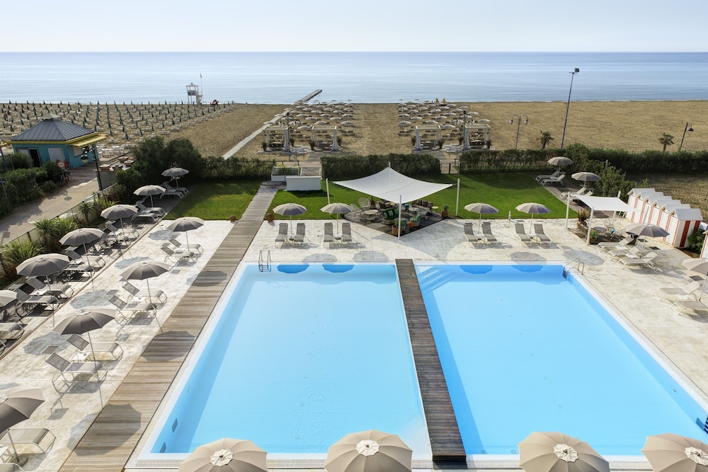Adriatic Palace Hotel — Main photo in Jesolo, Veneto