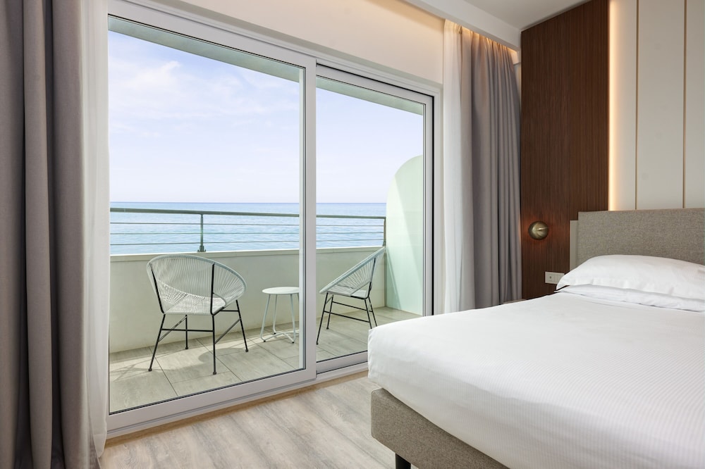 Adriatic Palace Hotel — Hotel rooms in Jesolo, Veneto