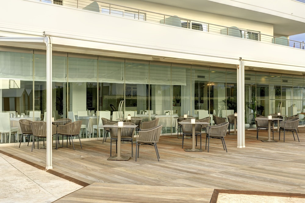 Adriatic Palace Hotel — Restaurant & bars in Jesolo, Veneto